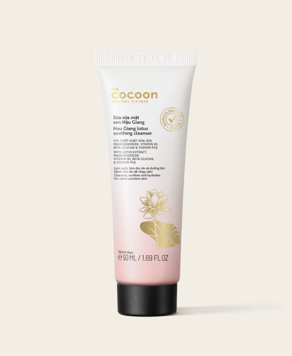 Sữa rửa mặt sen Hậu Giang 50ml